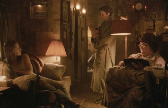 the-texas-chainsaw-massacre-2003-jessica-biel-heat1