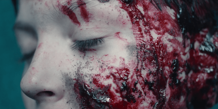 Netflix's Dark 1x07 "Crossroads"