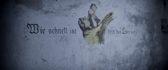 Urban Explorers - How Quicky Life is Over graffiti