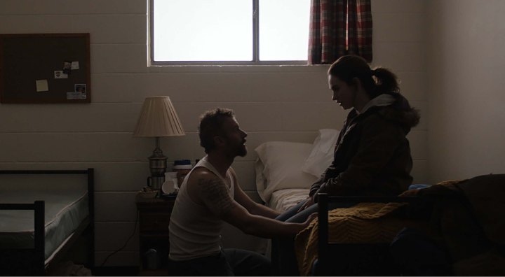 Father Son Holy Gore: Little Woods (2019) - James Badge Dale &amp; Lily James