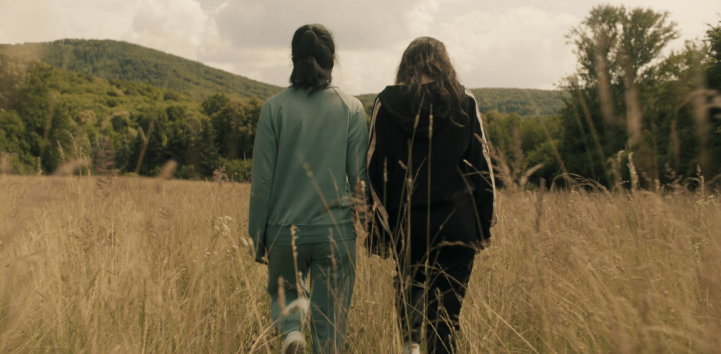 Father Son Holy Gore - Hanna - Yasmin Monet Prince &amp; Esme Creed-Miles