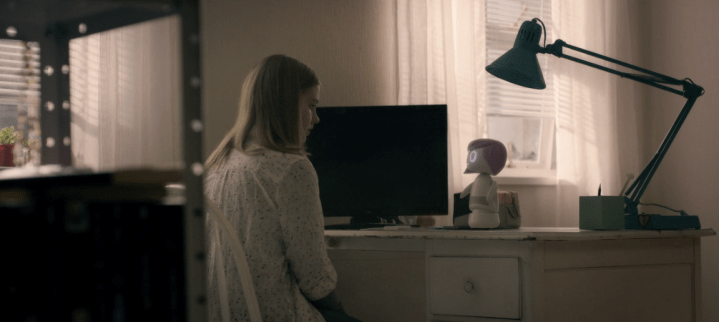 Father Son Holy Gore - Black Mirror - Angourie Rice and Miley Cyrus