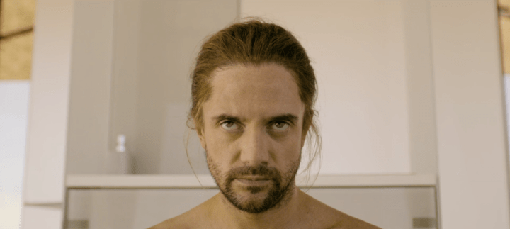 Father Son Holy Gore - Black Mirror - Topher Grace