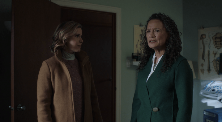 Father Son Holy Gore - Siren - Rena Owen and Caroline Cave