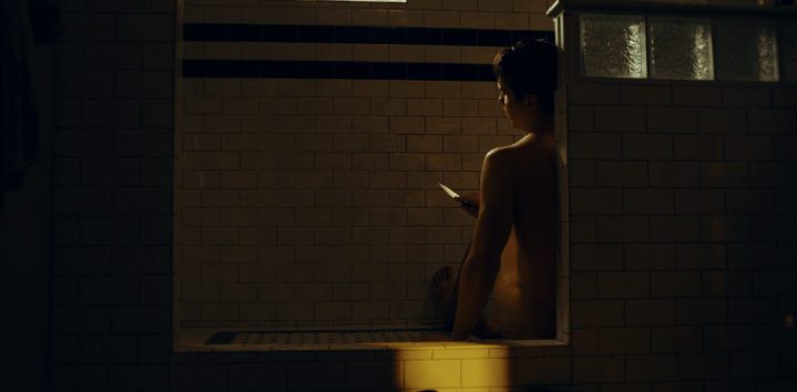 Father Son Holy Gore - The Purge - Ben in the Shower with Knife