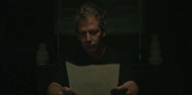 Father Son Holy Gore - The Outsider - Ben Mendelsohn as Detective Ralph Anderson