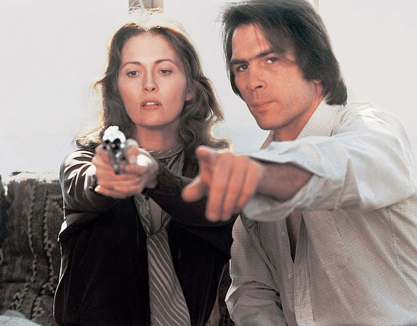 Father Son Holy Gore - Eyes of Laura Mars - Faye Dunaway &amp; Tommy Lee Jones