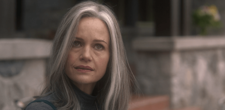 Father Son Holy Gore - The Haunting of Bly Manor - Carla Gugino as the Storyteller