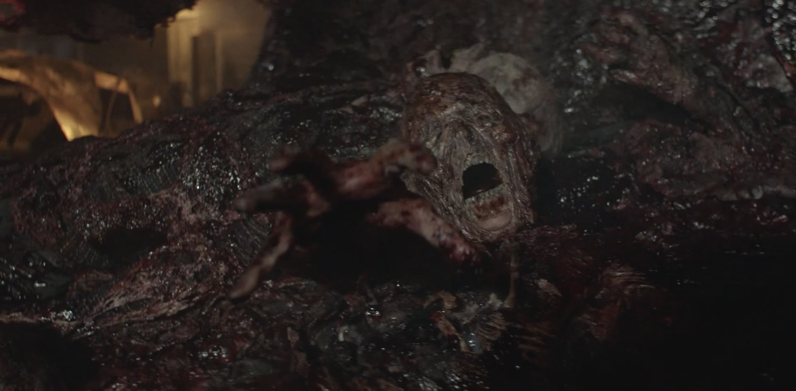 Father Son Holy Gore - The Walking Dead World Beyond - Fuselage Zombies