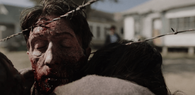 Father Son Holy Gore - Fear the Walking Dead - Zombie Head Fence