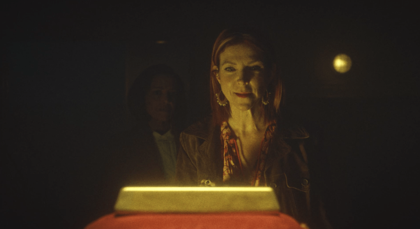 Father Son Holy Gore - Slasher Flesh and Blood - Gold Bar