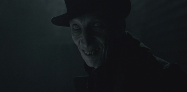 Father Son Holy Gore - Chapelwaite - Vampire Phillip